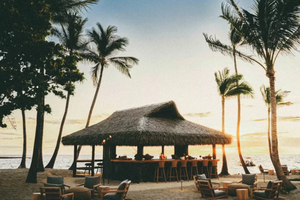 Kona Village Resort | Luxury Big Island Resorts | Rosewood | Beachfront Bar