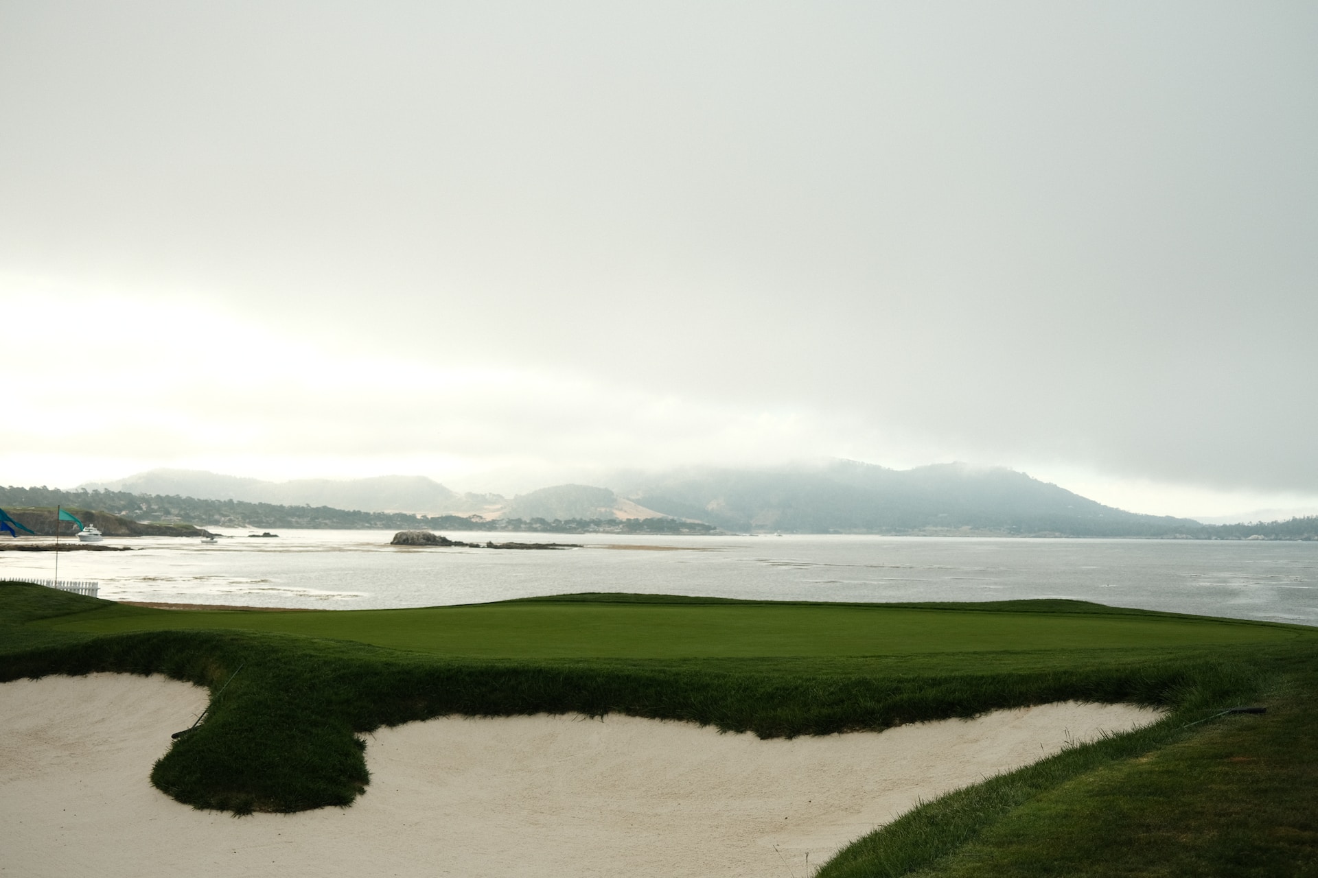 Pebble Beach Golf Links Iconic Course and Coastal Beauty